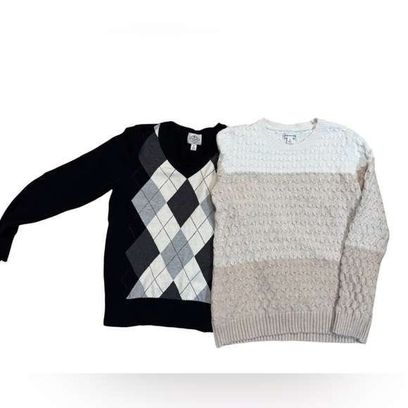 Lot of 2 Women’s Sweaters Size Medium Black St John’s Bay Tan Croft and Barrow - Picture 1 of 9